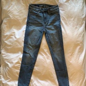American Eagle Light Wash High Waist Jean